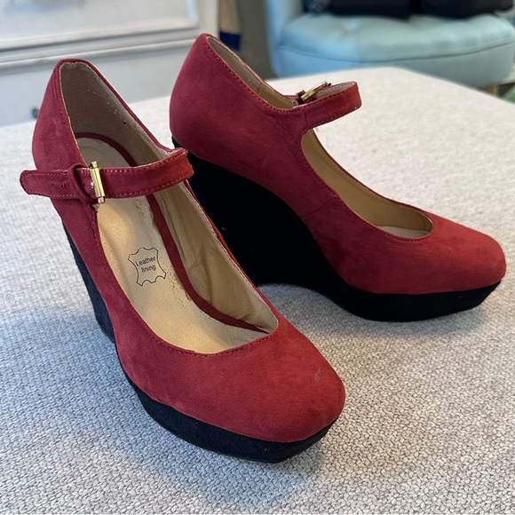 Burnt orange Mary Jane platforms - Picture 6 of 7